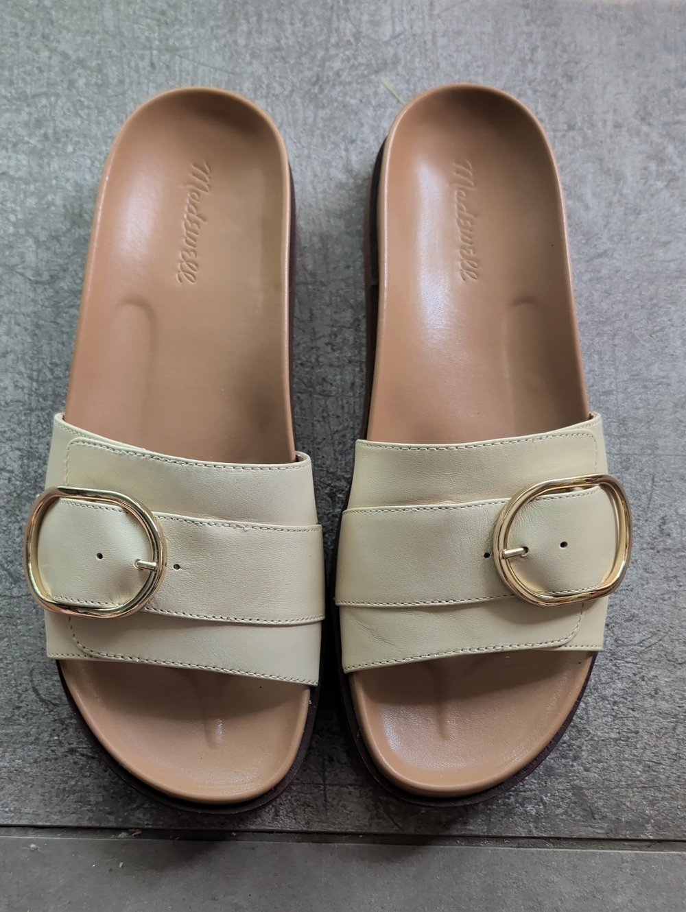 Madewell Buckle Slides In Leather Sandals with Gold Buckle Detail Size 9.5